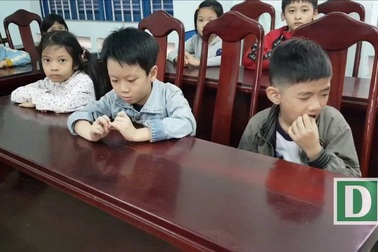 Grobest Việt Nam trao 110 suất học bổng đến học sinh vùng bão Khánh Hòa