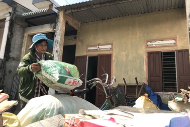 Hoàn cảnh khó khăn của anh ve chai tốt bụng