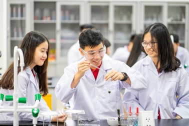 Royal School được công nhận là thành viên các trường Quốc tế Cambridge