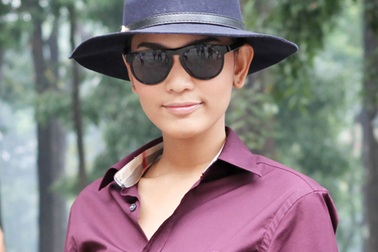 Á hậu Trương Thị May thu hút với vẻ đẹp… cao bồi