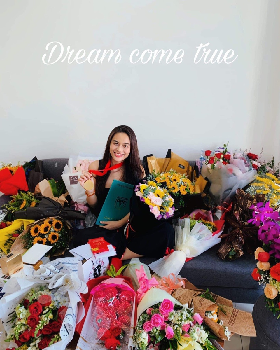 Từng nặng 68kg, bác sĩ 9X lột xác thành hotgirl xinh đẹp - 3 Từng nặng 68kg, bác sĩ 9X lột xác thành hotgirl xinh đẹp - 3