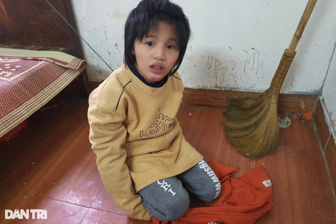 Khốn cùng một gia đình 4 nhân khẩu thì có đến 3 người mang trọng bệnh - 4 Khốn cùng một gia đình 4 nhân khẩu thì có đến 3 người mang trọng bệnh - 4