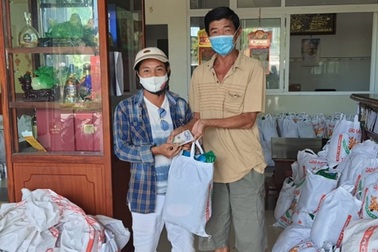 Đề xuất hỗ trợ hơn 10.000 người bán vé số dạo ở Bạc Liêu, Sóc Trăng