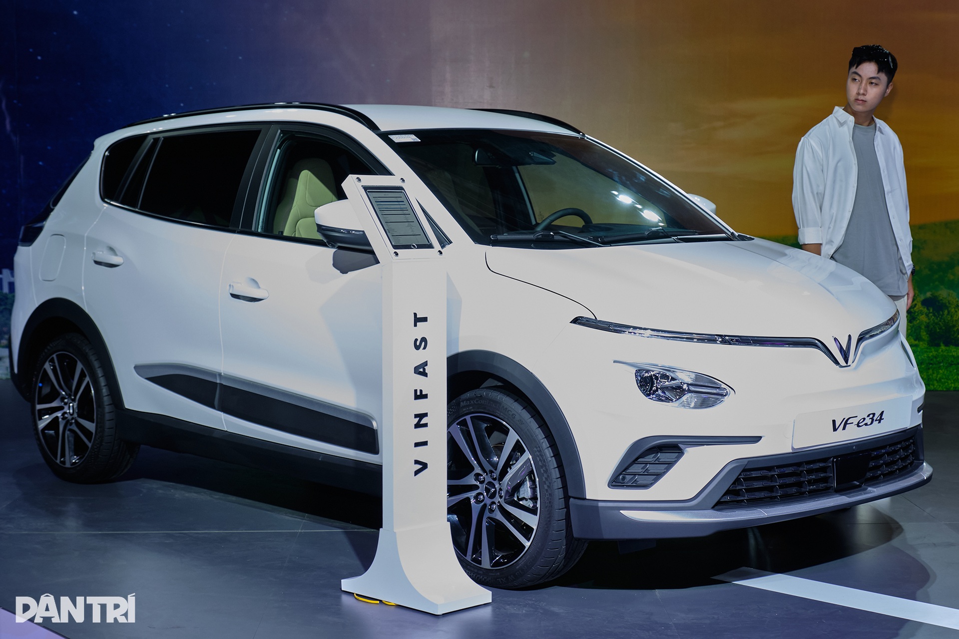 Triển lãm xe điện VinFast: Đa dạng sản phẩm, nhiều hoạt động trải nghiệm - 6