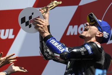Chặng 8 MotoGP 2019: Vinales đánh bại Marquez để có chiến thắng chặng đầu tiên