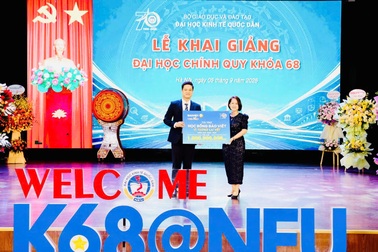 Bảo Việt trao 1 tỷ đồng học bổng cho sinh viên Đại học Kinh tế Quốc dân