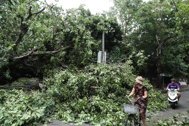 3 tỉnh thành ra "giờ giới nghiêm", yêu cầu dân không ra khỏi nhà