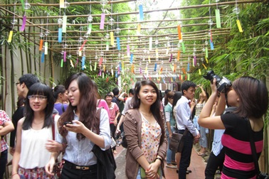 Bạn trẻ Hà thành ngây ngất với chuông gió Nhật Bản 