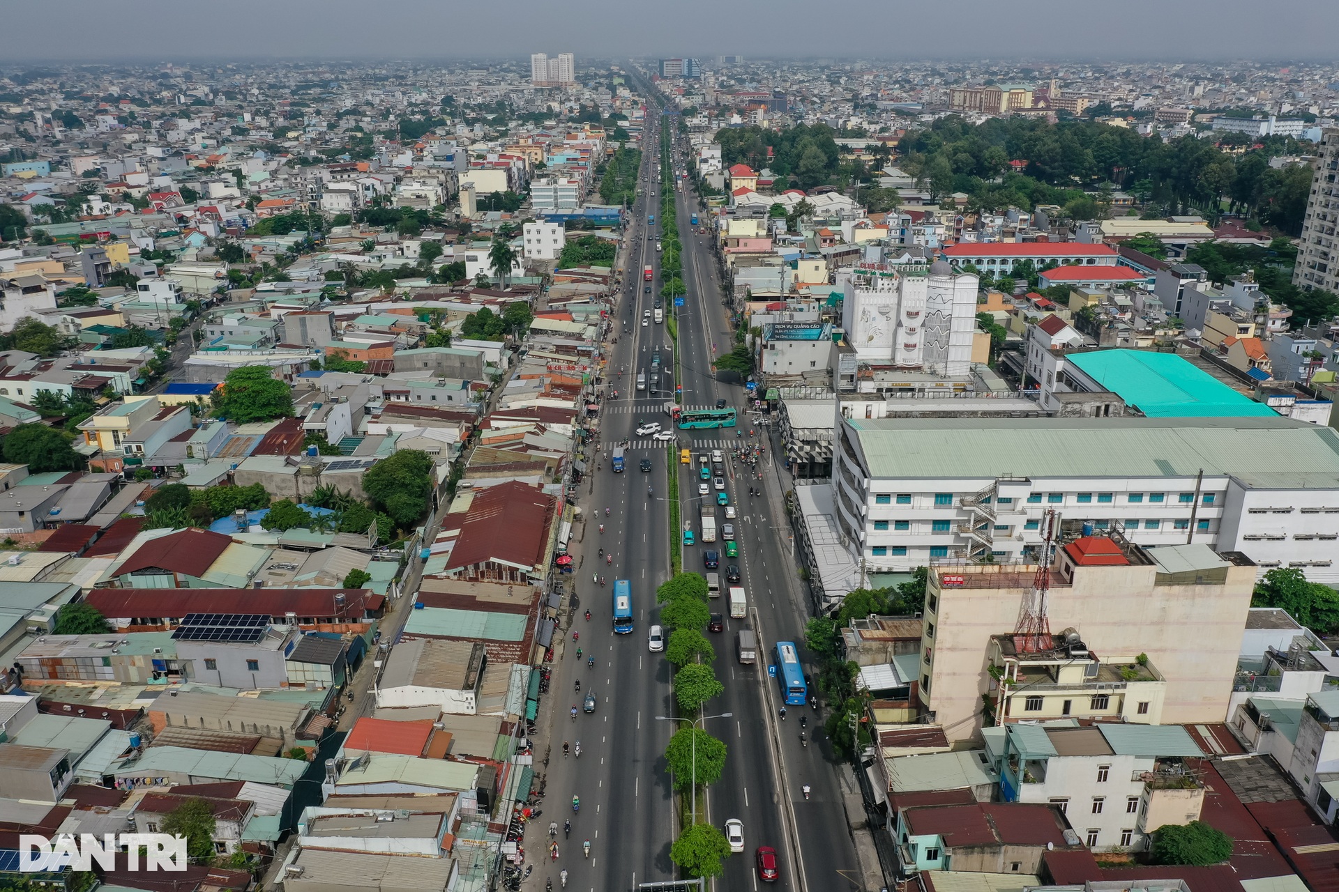 Hiện trạng tuyến đường sắp được mở rộng ở cửa ngõ Tây Bắc TPHCM - 1 Hiện trạng tuyến đường sắp được mở rộng ở cửa ngõ Tây Bắc TPHCM - 1