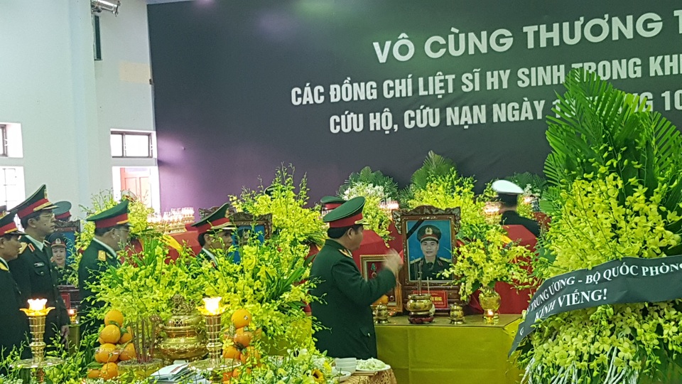 Hành trình sau cùng về với đất mẹ của 13 cán bộ, chiến sỹ hi sinh - 60 Hành trình sau cùng về với đất mẹ của 13 cán bộ, chiến sỹ hi sinh - 60