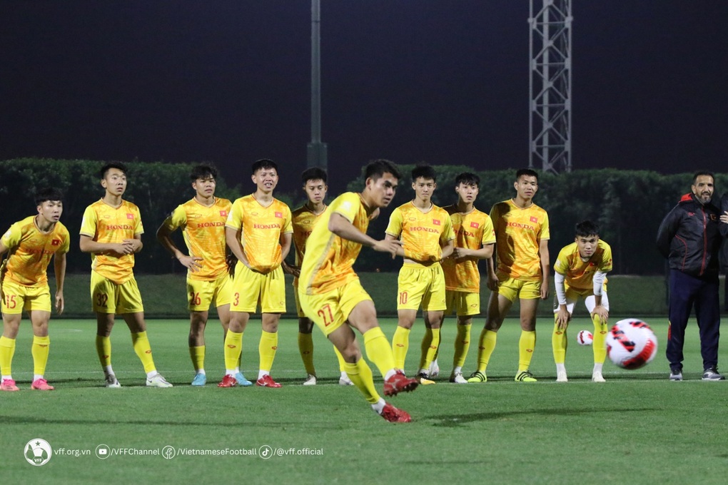 U23 Việt Nam đón tin vui, quyết ghi bàn vào lưới Kyrgyzstan - 8 U23 Việt Nam đón tin vui, quyết ghi bàn vào lưới Kyrgyzstan - 8