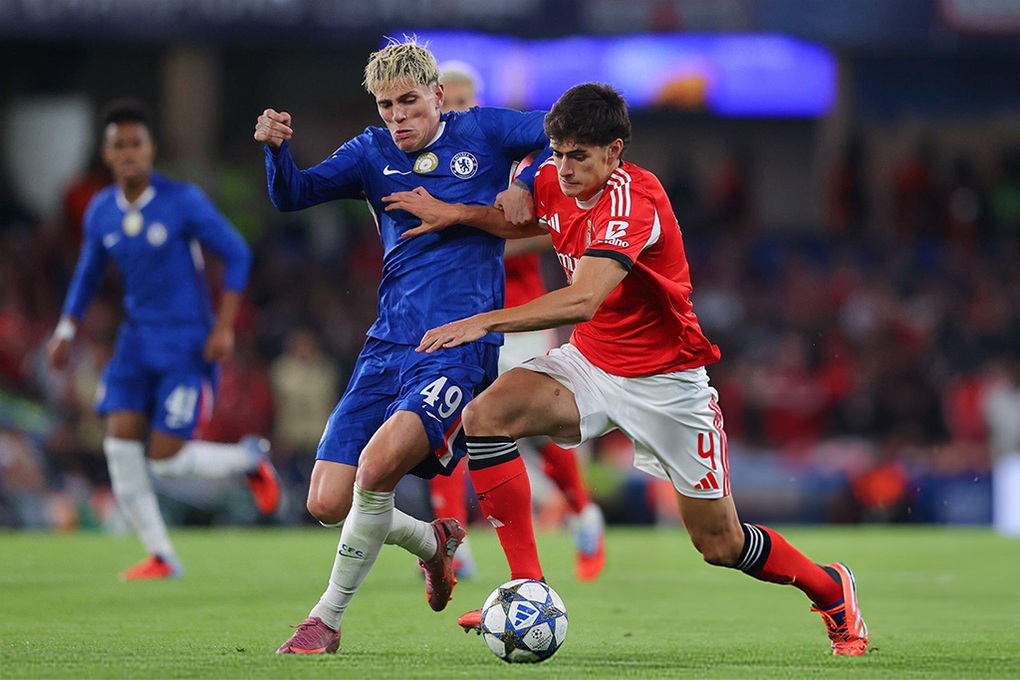Chelsea khiến Mourinho nhận thua tại Stamford Bridge - 1 Chelsea khiến Mourinho nhận thua tại Stamford Bridge - 1