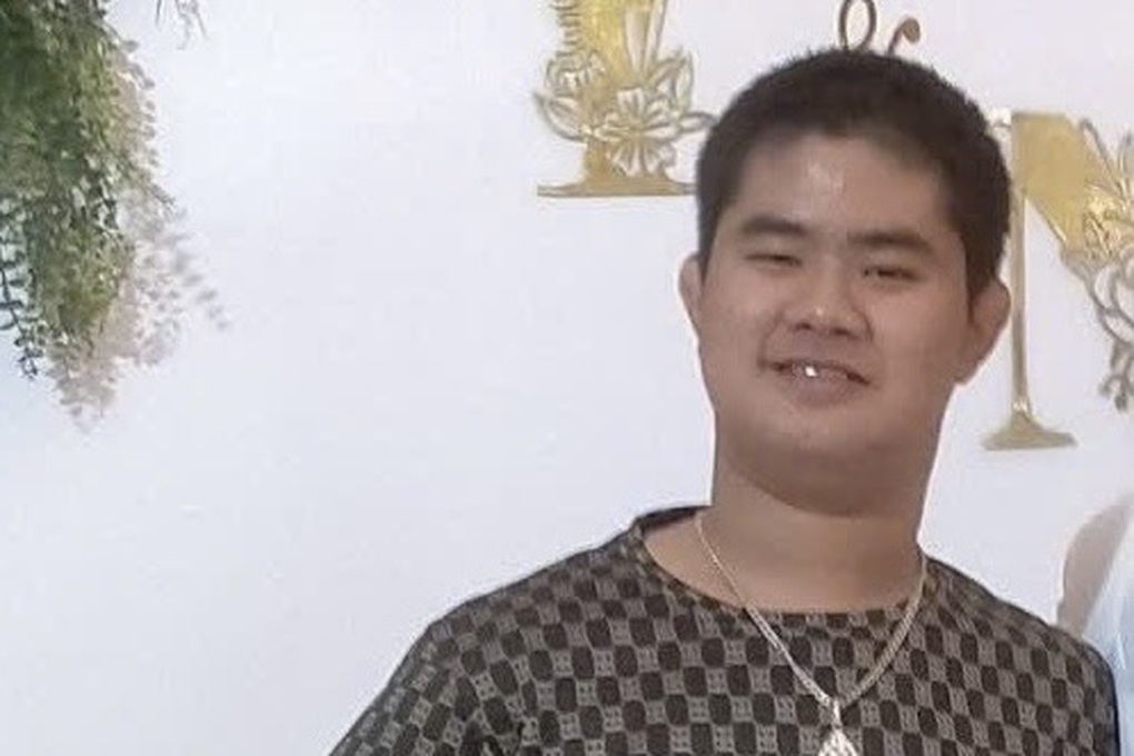 Nam sinh mất liên lạc sau khi lên xe buýt đến trường ở TPHCM - 2 Nam sinh mất liên lạc sau khi lên xe buýt đến trường ở TPHCM - 2