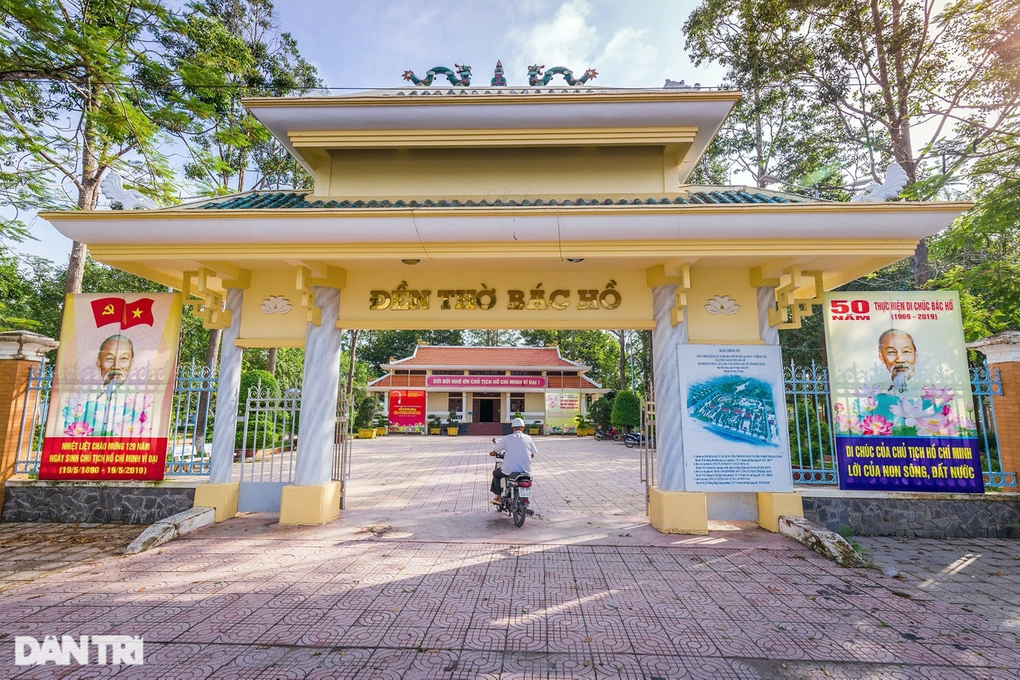 Người dân miền Tây tất bật chuẩn bị lễ giỗ Bác Hồ trước Quốc khánh - 1 Người dân miền Tây tất bật chuẩn bị lễ giỗ Bác Hồ trước Quốc khánh - 1