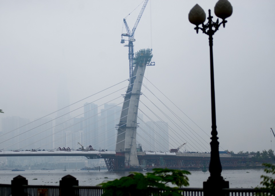 Sương mù Sài Gòn.jpg Sương mù Sài Gòn.jpg