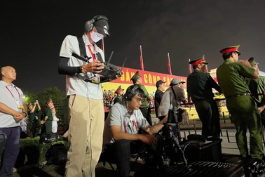 Tác giả góc máy diễu binh đắt giá kể những đêm thức trắng chờ đại lễ