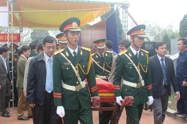 Quảng Trị: Truy điệu, an táng 15 hài cốt liệt sĩ