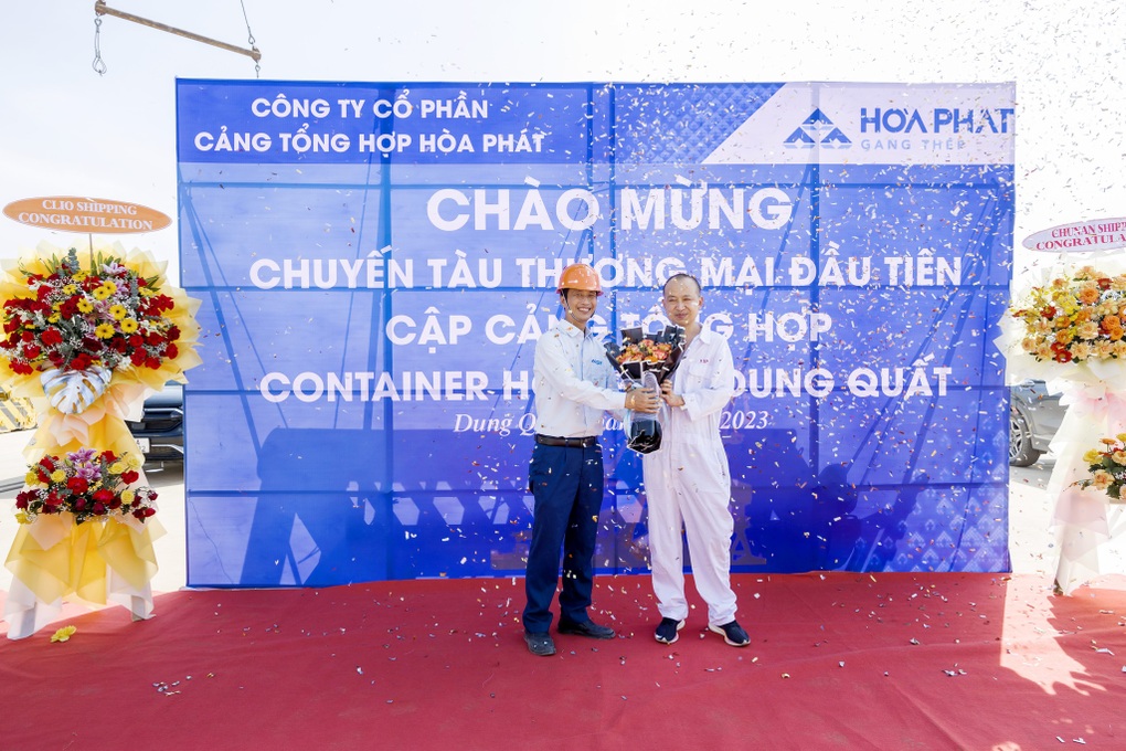 Cảng tổng hợp Container Hòa Phát Dung Quất đưa bến đầu tiên vào khai thác - 1 Cảng tổng hợp Container Hòa Phát Dung Quất đưa bến đầu tiên vào khai thác - 1