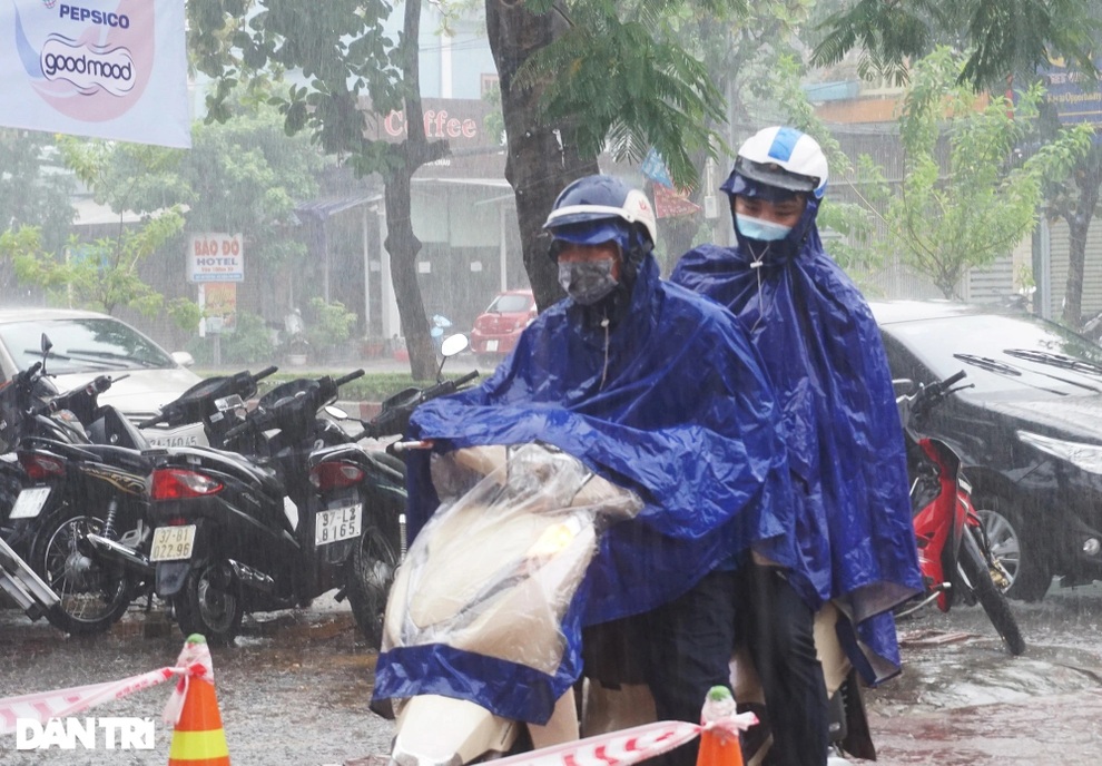 Khoảnh khắc lắng đọng mùa thi - 2 Khoảnh khắc lắng đọng mùa thi - 2