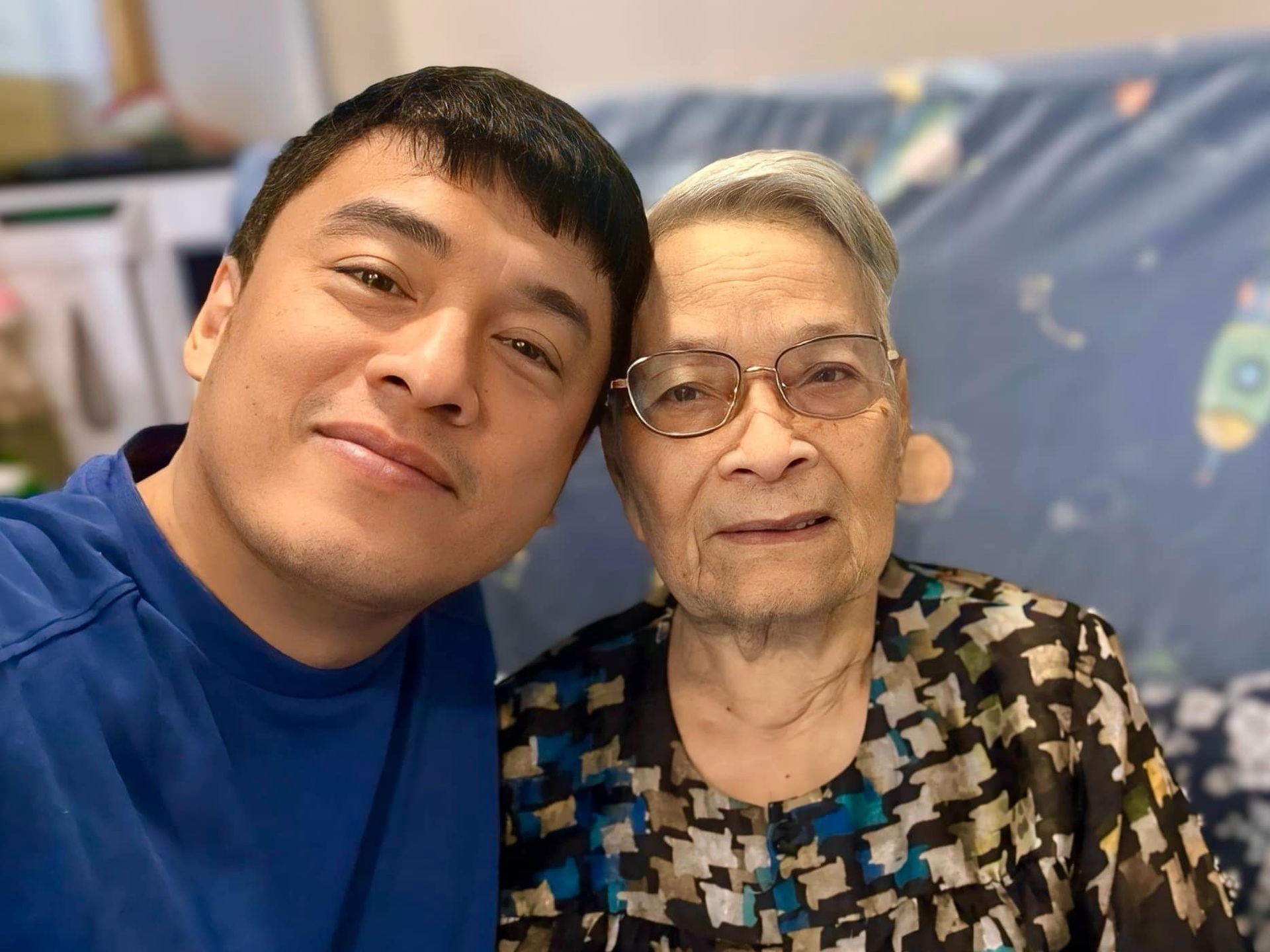 Lam Trường làm cha lần 3 ở tuổi 51, hôn nhân viên mãn bên vợ trẻ - 10