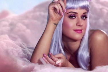 “Tiếng hú thế kỷ” xuất hiện trở đi trở lại trong các nhạc phẩm pop