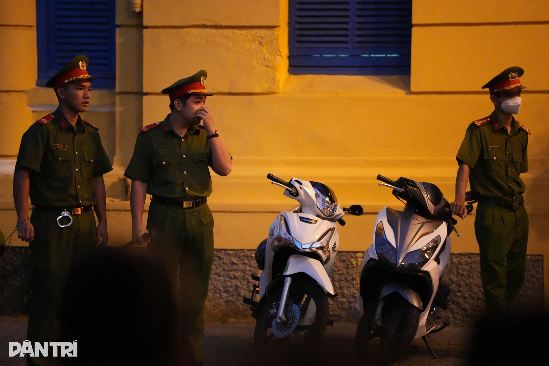 An ninh được thắt chặt từ 5h sáng tại phiên tòa Vạn Thịnh Phát - 3