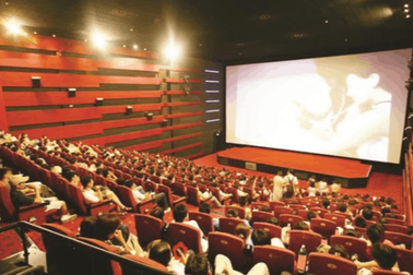 Người cao tuổi, trẻ em được giảm ít nhất 20% giá vé xem phim