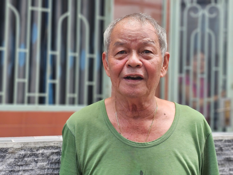 Gia cảnh người con quấn thi thể mẹ vào chăn bỏ ngoài đường ở TPHCM - 2