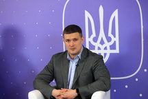 Ukraine hé lộ về UAV dùng tập kích nhà máy lọc dầu Nga