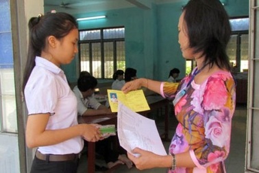 Nhiều thí sinh bỏ thi vì ốm