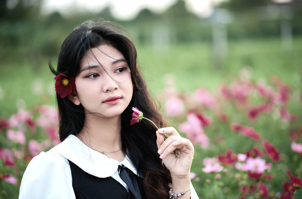 Tặng hoa hay vào bếp rửa bát - 1 Tặng hoa hay vào bếp rửa bát - 1