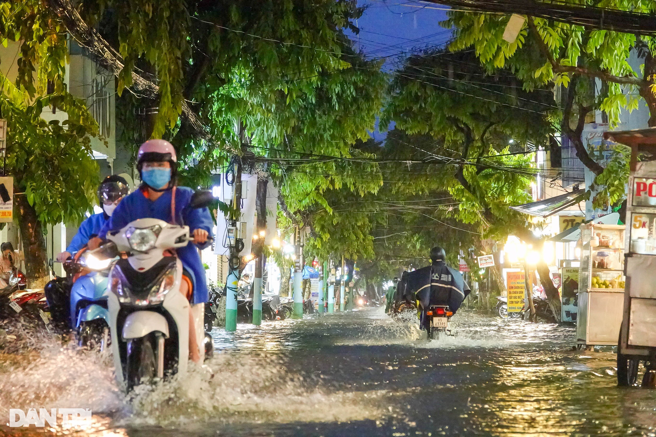 Hệ thống chống ngập nghìn tỷ bất lực khiến Cần Thơ ngập nặng sau mưa lớn - 9 Hệ thống chống ngập nghìn tỷ bất lực khiến Cần Thơ ngập nặng sau mưa lớn - 9
