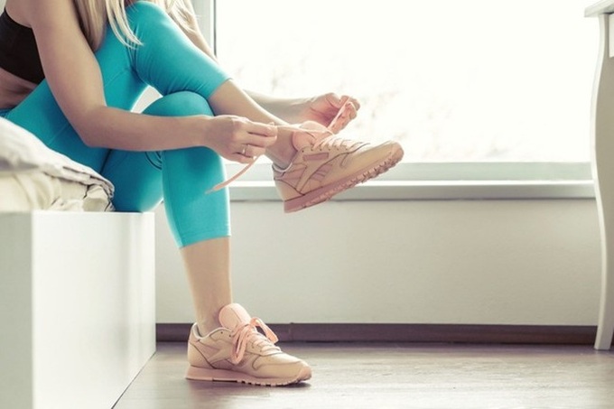 Đi giày làm tăng nguy cơ lây nhiễm Covid-19: Chuyên gia nói gì? - Ảnh 3. Đi giày làm tăng nguy cơ lây nhiễm Covid-19: Chuyên gia nói gì? - Ảnh 3.