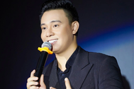 Đông Hùng lần đầu kể về biến cố qua album kỷ niệm 10 năm ca hát