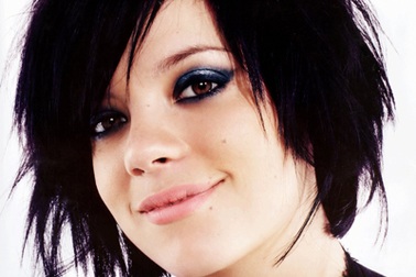 Lily Allen chỉ thích người tình già