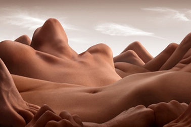 Vẻ đẹp kỳ quái từ... hình thể con người