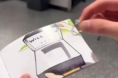 Cuốn sổ được thiết kế đặc biệt để sử dụng cho mục đích cầu hôn