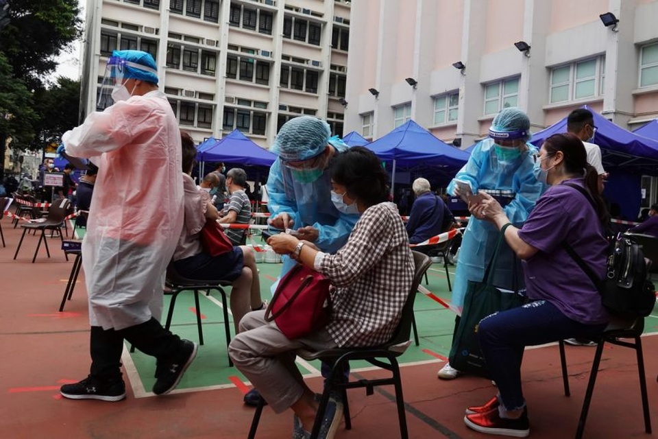 Thêm một ca tử vong tại Hong Kong sau khi tiêm vắc xin Covid-19 Trung Quốc - 1 Thêm một ca tử vong tại Hong Kong sau khi tiêm vắc xin Covid-19 Trung Quốc - 1