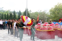 Tiếp nhận và an táng 21 hài cốt liệt sĩ hy sinh tại Lào