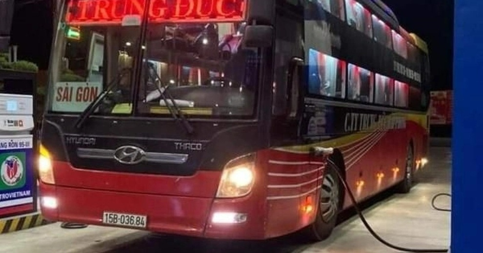 Hải Phòng thu hồi phù hiệu xe khách chạy chui vào TPHCM làm lây lan dịch - 1 Hải Phòng thu hồi phù hiệu xe khách chạy chui vào TPHCM làm lây lan dịch - 1