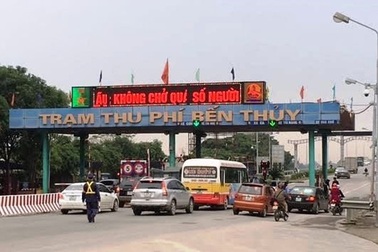 Cuộc sống khốn đốn của người dân sống gần trạm thu phí Bến Thủy