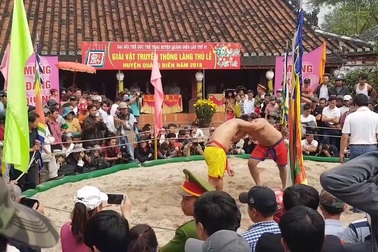 Hội vật cổ Thủ Lễ đầu năm mới