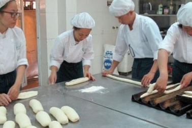 Con nhà nông rủ nhau đi học nghề