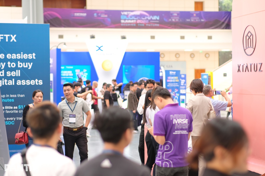 Ông Trương Gia Bình: Blockchain đang tạo ra đột phá trong nhiều lĩnh vực - 4 Ông Trương Gia Bình: Blockchain đang tạo ra đột phá trong nhiều lĩnh vực - 4