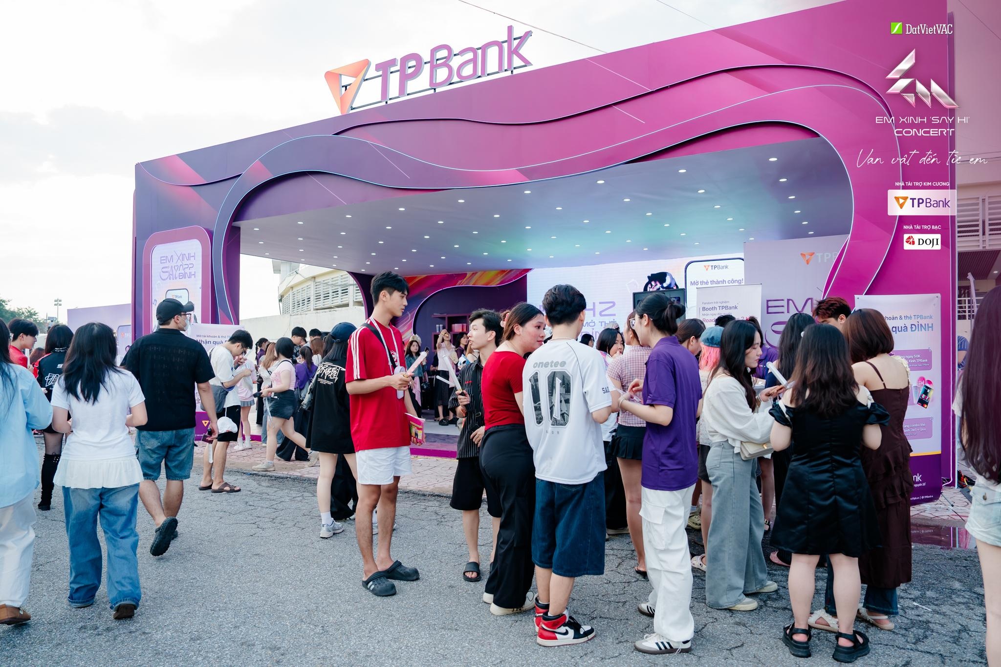 TPBank biến concert “Em xinh say hi” thành không gian trải nghiệm số thu hút giới trẻ - 2