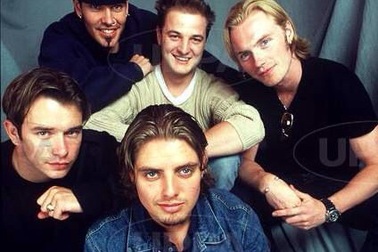 Thành viên Boyzone tâm sự việc nuôi con tự kỷ
