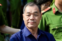 “Đại gia” Trầm Bê lại hầu tòa