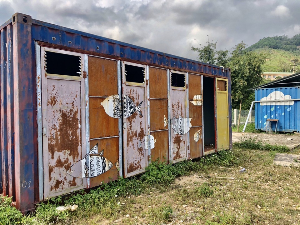 Quảng Ngãi: Vận động kinh phí xóa nhà bán trú container - 3 Quảng Ngãi: Vận động kinh phí xóa nhà bán trú container - 3