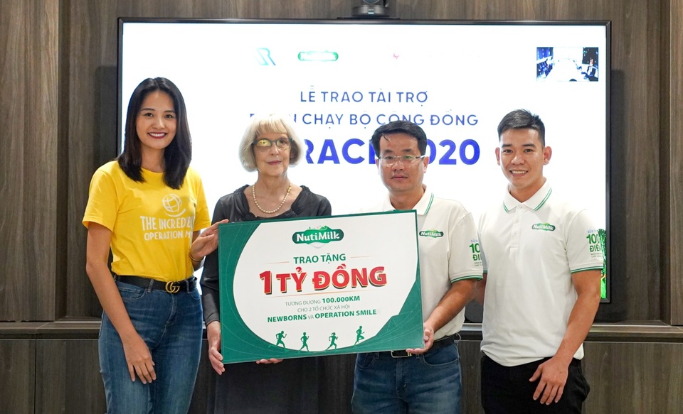 Chạy bộ cộng đồng, Nutimilk đóng góp 1 tỷ đồng cho các tổ chức xã hội - 2 Chạy bộ cộng đồng, Nutimilk đóng góp 1 tỷ đồng cho các tổ chức xã hội - 2