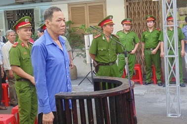 Đâm chết người vì không đòi được “hoa hồng” môi giới bán nhà